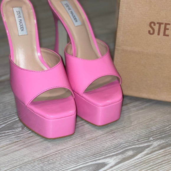 KACIE STEVE MADDEN HEELS - Picture 7 of 7